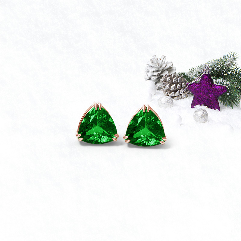double-claw-set-trillion-emerald-basket-stud-earrings